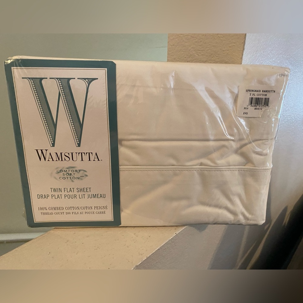 Wamsutta Twin Flat Sheet - Ivory. NWT.